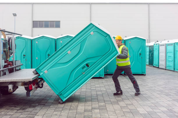 Best VIP or Luxury Restroom Trailers  in Montclair, VA